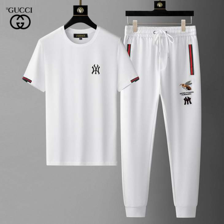Picture of Gucci Shirt Pant Suits _SKUGucciM-4XL25cn201522000